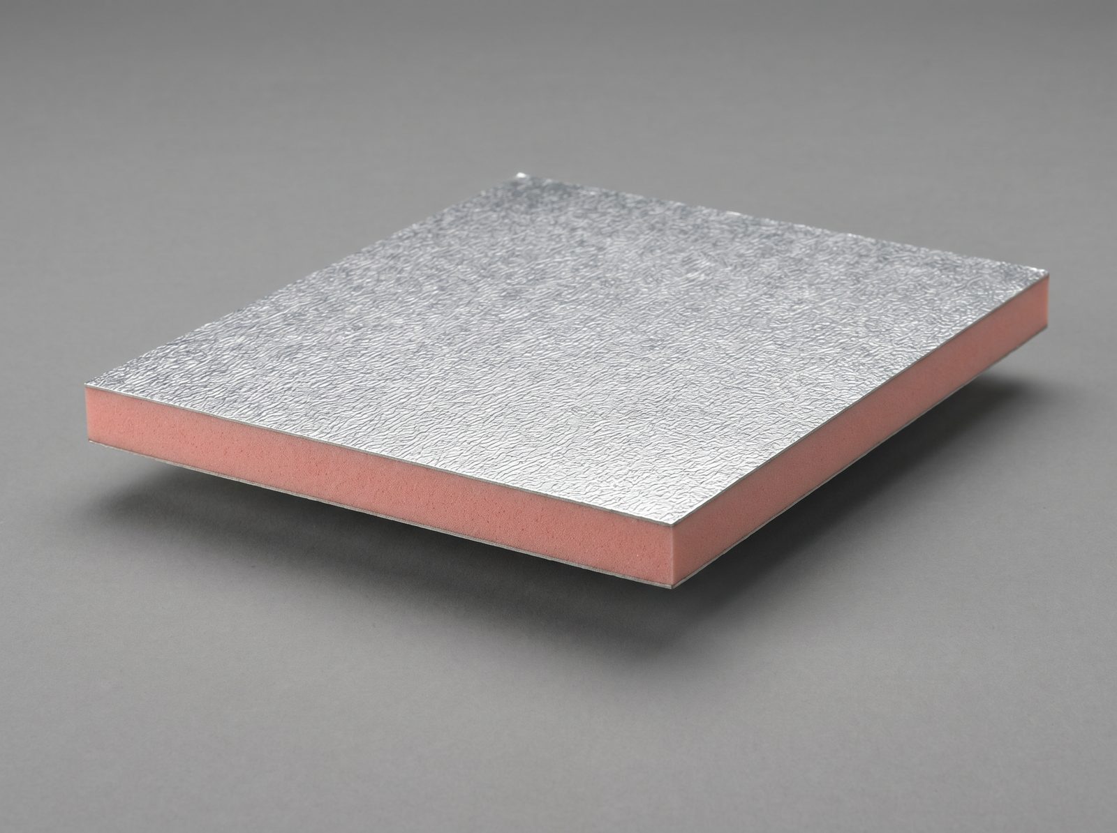AEROCLAD Phenolic 코어 샘플 · 20mm 페놀릭 코어 · 상하면 알루미늄 엠보 마감 · 측면 코어 노출